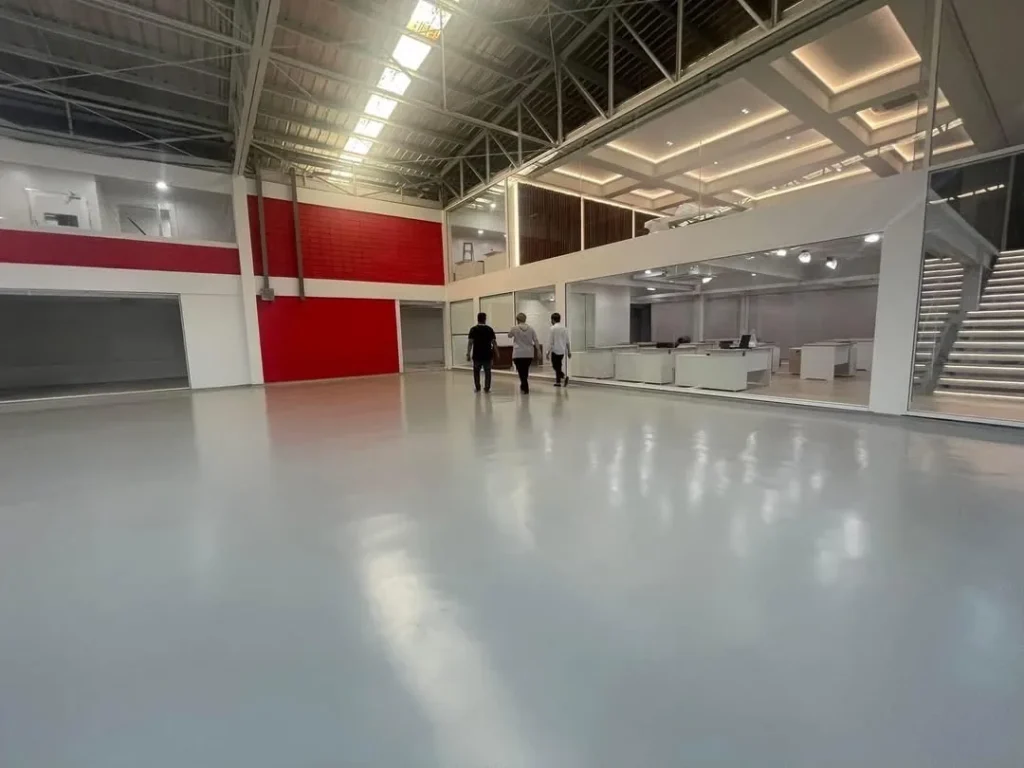 งานพื้น Epoxy ภายในพื้นที่ใช้งาน