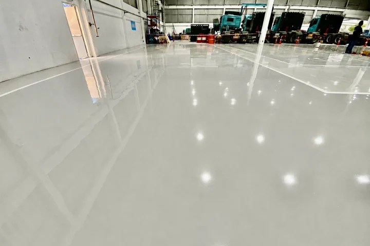 งานพื้น Epoxy ภายในพื้นที่ใช้งาน